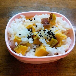 薩摩芋入りすし飯